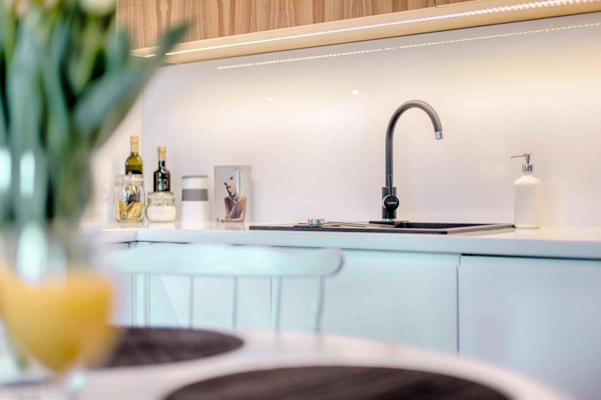 Tyzenhauz Apartments Arianska Street Красков Екстериор снимка